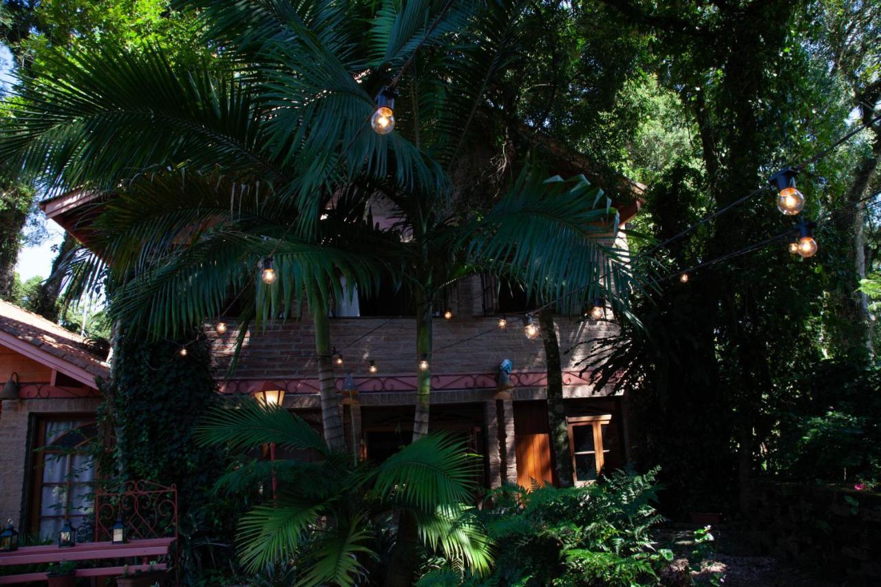 Hospedagem Vila Suica Hotel กรามาโด ภายนอก รูปภาพ